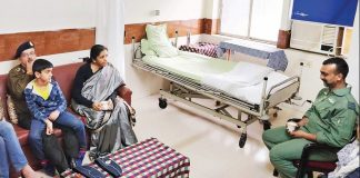 wing commander abhinandan in rr hospital